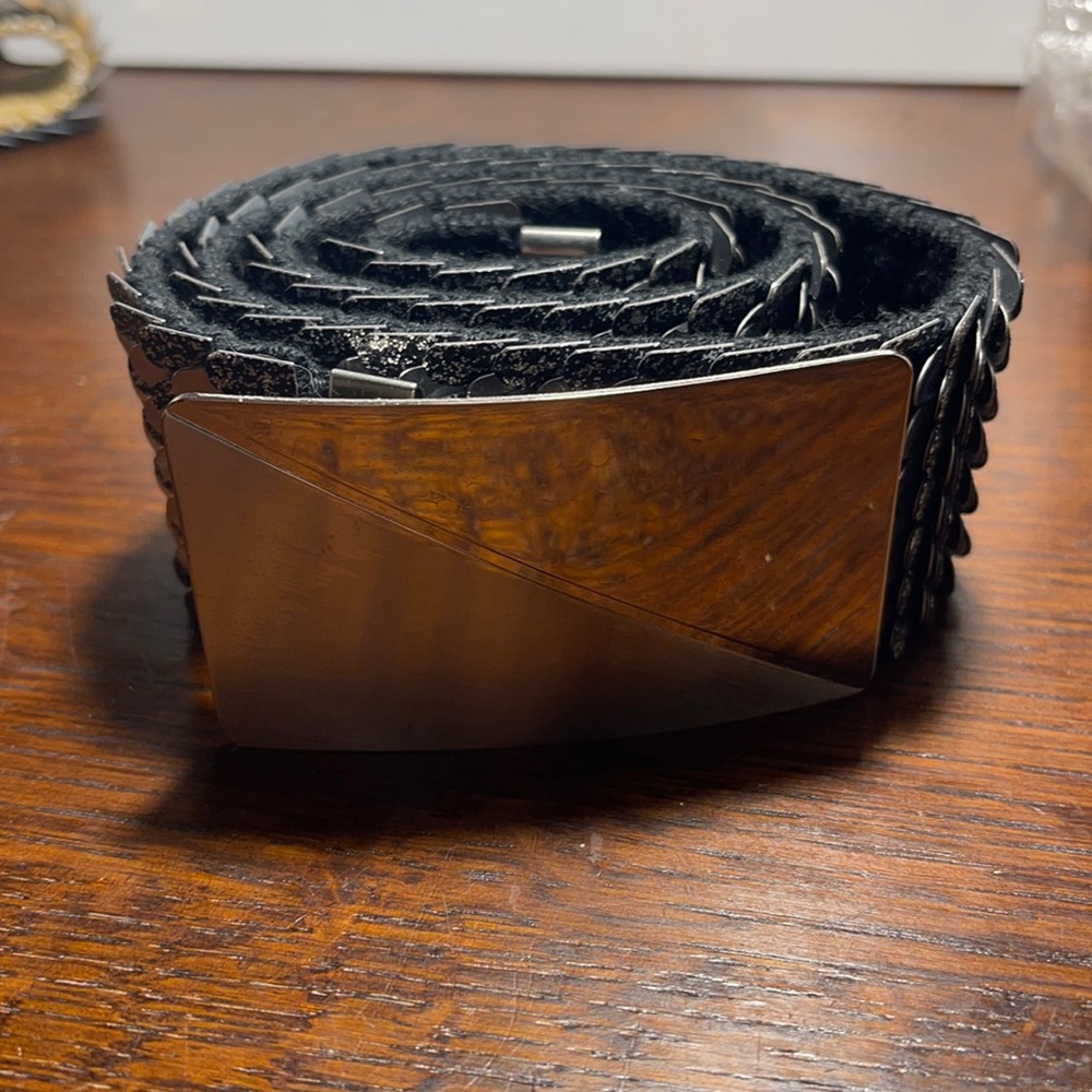 Classic 50s Fashion black shimmer glitter belt